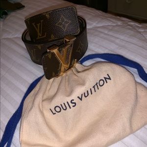 Loui vouitton belt